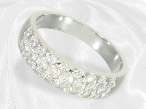 Modern 14K white gold brilliant-cut diamond ring, approx. 1c… - photo 1
