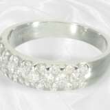 Modern 14K white gold brilliant-cut diamond ring, approx. 1c… - photo 5