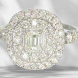 Ring: very fine brilliant-cut diamond/diamond ring, platinum… - photo 4