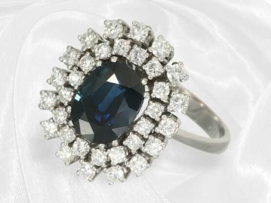 Beautiful white gold vintage sapphire/brilliant-cut diamond … - фото 1