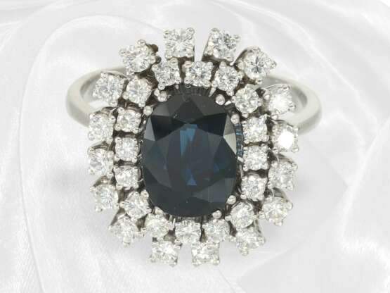 Beautiful white gold vintage sapphire/brilliant-cut diamond … - photo 3