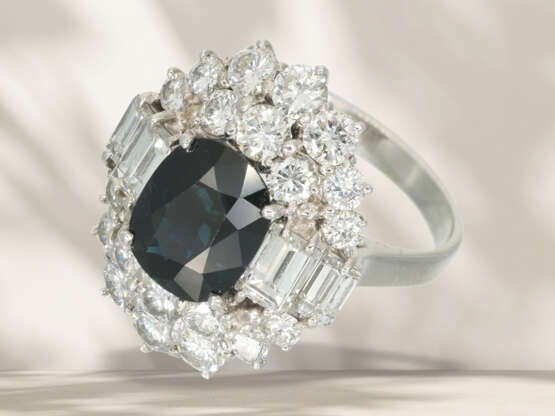 Ring: valuable, white gold vintage sapphire/brilliant-cut di… - photo 1