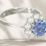 Ring: beautiful white gold sapphire/brilliant-cut diamond fl… - photo 2