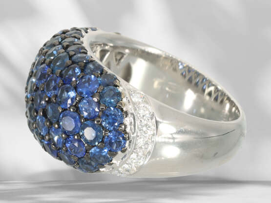 Ring: high-quality cocktail ring with sapphire setting of ve… - фото 4