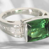 Ring: high-quality, like new platinum ring with tourmaline a… - фото 5
