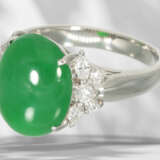 Ring: like new platinum ring with imperial jade in top quali… - фото 2