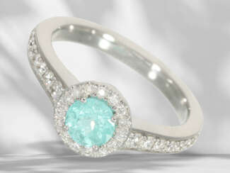 Ring: modern brilliant-cut diamond ring with rare Paraiba to…