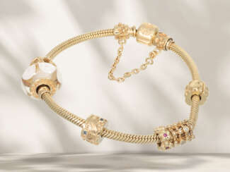 Goldenes, schweres und ehemals teures Pandora Armband mit 6 …
