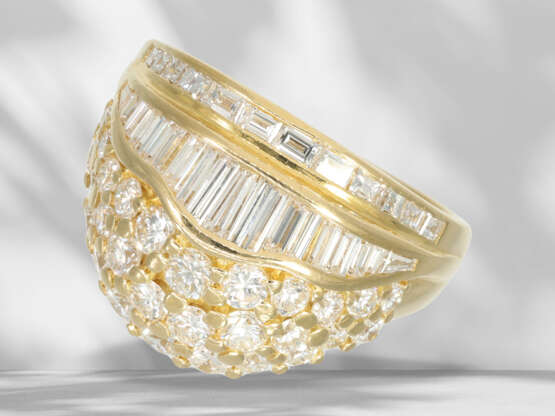 Ring: modern and very attractive diamond/brilliant-cut diamo… - фото 1