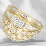 Ring: modern and very attractive diamond/brilliant-cut diamo… - photo 1