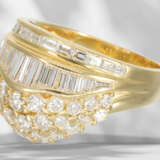 Ring: modern and very attractive diamond/brilliant-cut diamo… - фото 2