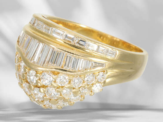 Ring: modern and very attractive diamond/brilliant-cut diamo… - photo 2