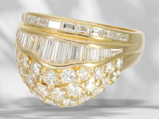 Ring: modern and very attractive diamond/brilliant-cut diamo… - photo 3