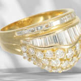 Ring: modern and very attractive diamond/brilliant-cut diamo… - photo 6