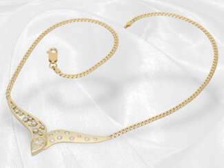 Gold brilliant-cut diamond centrepiece necklace, drop diamon…