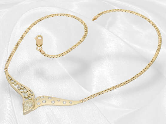 Gold brilliant-cut diamond centrepiece necklace, drop diamon… - photo 1