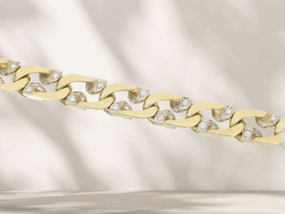 Solid vintage goldsmith's curb-link bracelet set with diamon… - photo 2