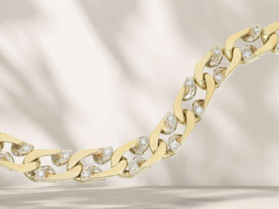 Solid vintage goldsmith's curb-link bracelet set with diamon… - photo 3