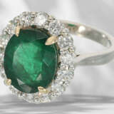 Ring: beautiful handmade emerald/brilliant flower ring, deep… - фото 6