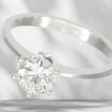 White gold vintage solitaire brilliant-cut diamond gold ring… - photo 3