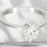 White gold vintage solitaire brilliant-cut diamond gold ring… - photo 4