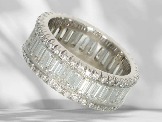 Ring: moderner, sehr schöner und wertvoller Brillant/Diamant… - Foto 1