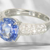 Ring: high-quality platinum ring with sapphire and brilliant… - фото 5