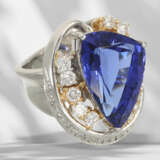 Ring: unique, heavy platinum ring with top quality tanzanite… - фото 2