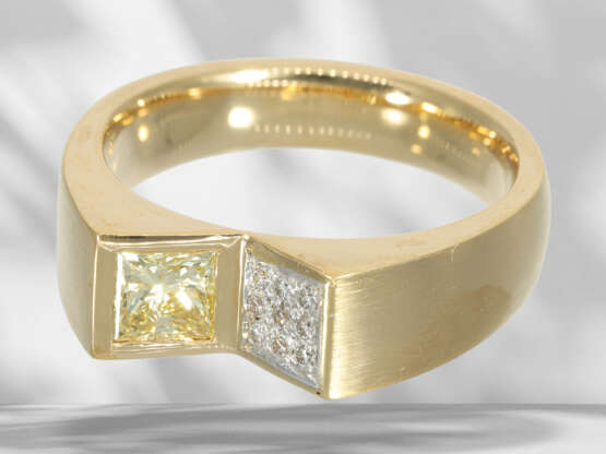 Ring: hochwertiger, moderner Brillant/Diamant-Designer-Golds… - Foto 4