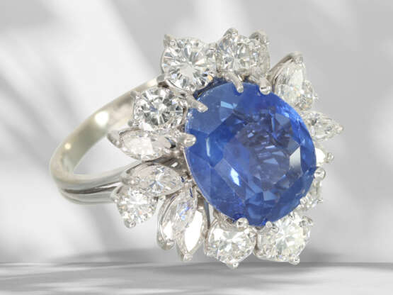 Ring: impressive brilliant-cut diamond/diamond gold ring wit… - photo 2