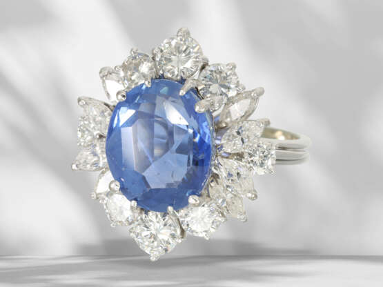 Ring: impressive brilliant-cut diamond/diamond gold ring wit… - фото 5
