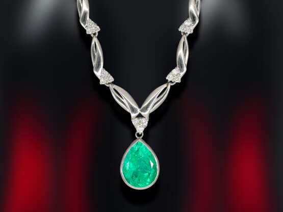 Chain: exceptional platinum necklace with Colombian emerald … - фото 1