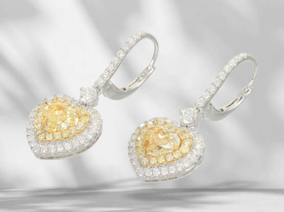 Earrings: High quality earrings set with brilliant-cut diamo… - photo 8