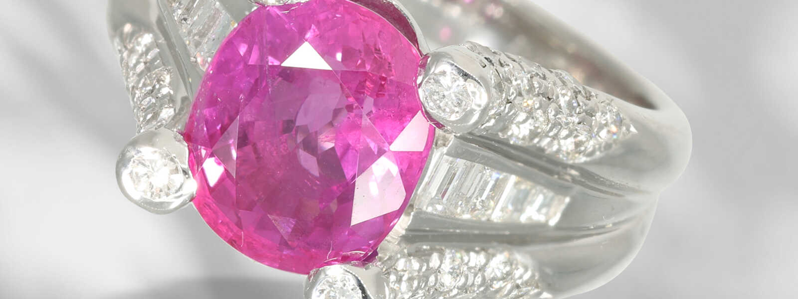 Ring: äußerst wertvoller Rubin/Diamantring, Platin, zertifiz…