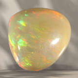 Opal: außergewöhnlich großer und schöner Tropfen-Opal mit fe… - Foto 4