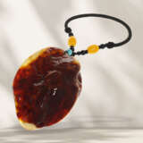Very beautiful and elaborately cut amber cameo pendant, Budd… - фото 8