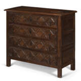 A SPANISH OAK AND WALNUT CHEST-OF-DRAWERS - фото 2