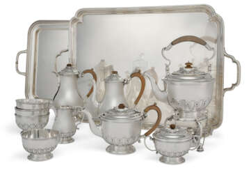 AN EDWARD VII SILVER TEN-PIECE TEA AND COFFEE SERVICE AND TWO-HANDLED TRAY