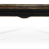 A CHINESE EXPORT BLACK AND GILT LACQUER LOW TABLE - фото 2