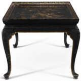 A CHINESE EXPORT BLACK AND GILT LACQUER LOW TABLE - photo 3