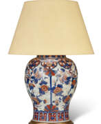 Chinese Export. A LARGE CHINESE IMARI PORCELAIN VASE, MOUNTED AS A LAMP