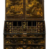 A CHINESE EXPORT BLACK-AND-GILT LACQUER BUREAU CABINET - фото 2