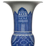 A CHINESE BLUE AND WHITE GU-FORM VASE - photo 3