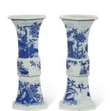 A PAIR OF CHINESE PORCELAIN BLUE AND WHITE HEXAGONAL GU-FORM VASES - photo 4