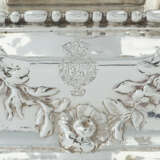 A SET OF FOUR GEORGE II SILVER CANDLESTICKS - Foto 2