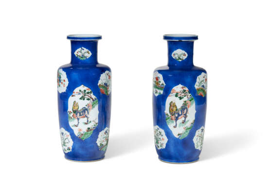 A PAIR OF CHINESE FAMILLE VERTE AND POWDER BLUE VASES - photo 1