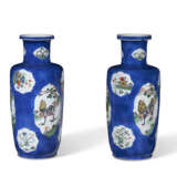 A PAIR OF CHINESE FAMILLE VERTE AND POWDER BLUE VASES - photo 2