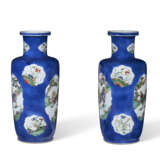A PAIR OF CHINESE FAMILLE VERTE AND POWDER BLUE VASES - фото 6
