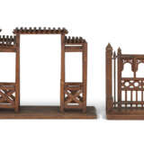 TWO ARCHITECTURAL MODELS OF AN ARBOR AND A GATEWAY - photo 3