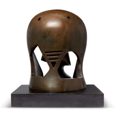 HENRY MOORE, O.M., C.H. (1898-1986) - photo 4
